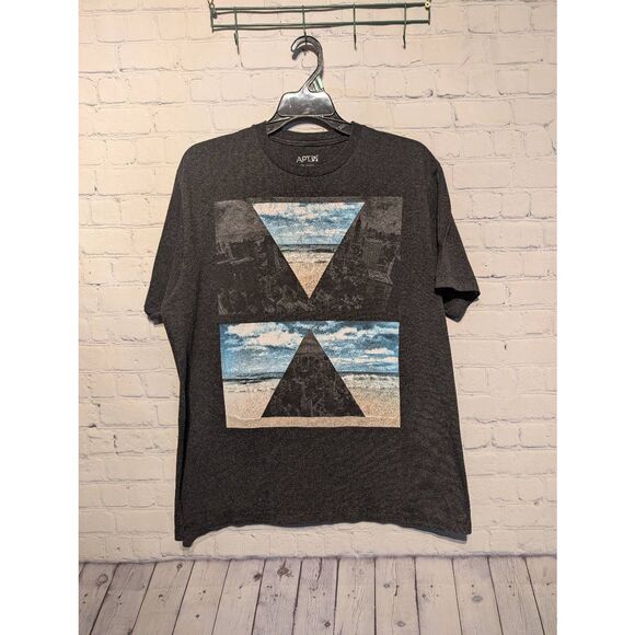 Apt. 9 Short sleeve t-shirt size large.* - Picture 1 of 4